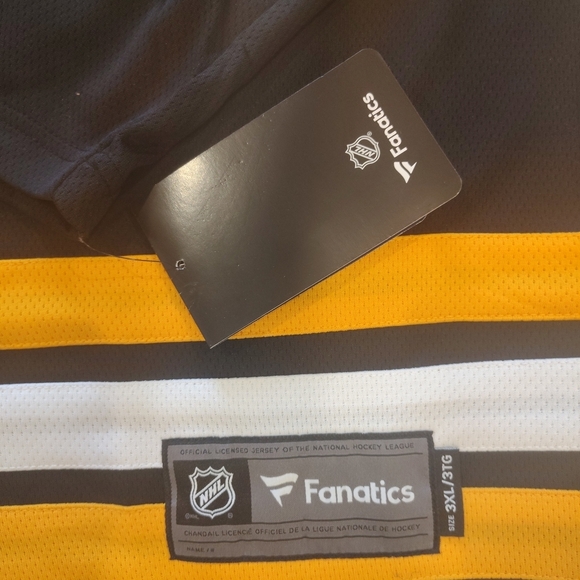 Boston Bruins Fanatics Hockey Jersey - Picture 2 of 12